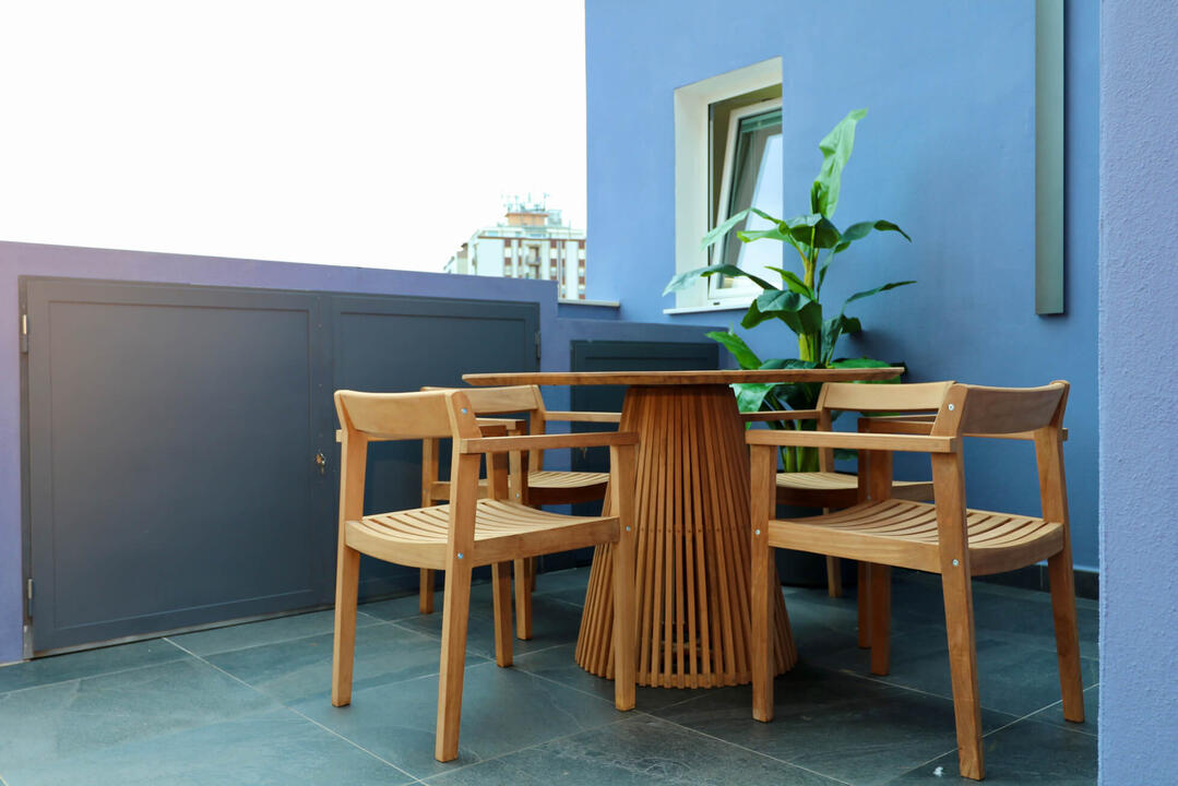Loads of space on the outdoor terrace with a 4-person dining table and great views. Loads of space on the outdoor terrace with a 4-person dining table and great views.